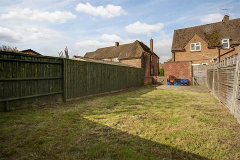 48 Brays Meadow, Hyde Heath, Amersham, HP6 5RY