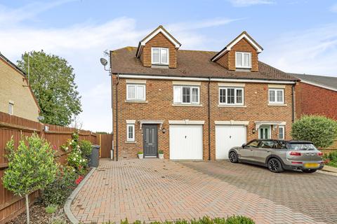 17 Pickering Place, Guildford, GU2 8AH