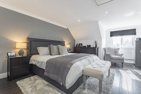 17 Pickering Place, Guildford, GU2 8AH
