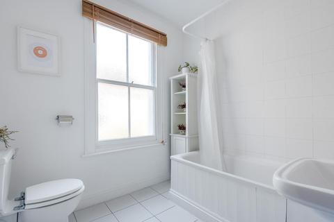 44b Morgan Road, Bromley, BR1 3QF