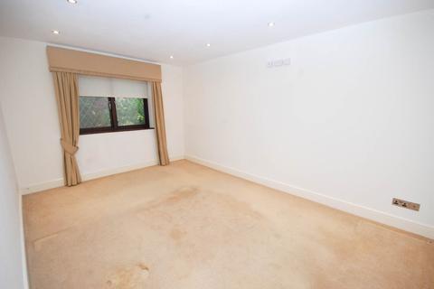 1 Brackendene Park, Low Fell, Gateshead, NE9 6BW