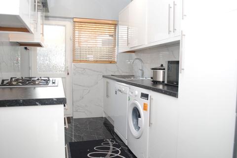 26 Thornton Road, Northampton, NN2 6LS