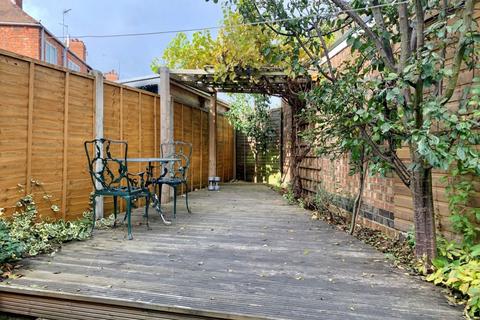 26 Thornton Road, Northampton, NN2 6LS