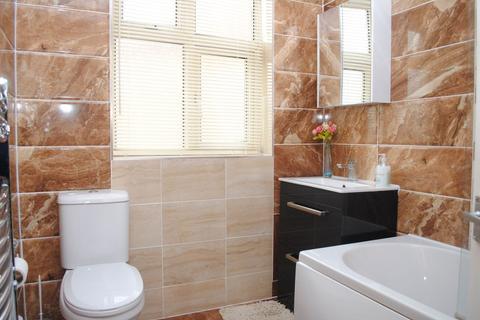 26 Thornton Road, Northampton, NN2 6LS
