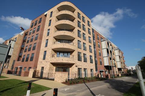 Maxwell Road, Romford