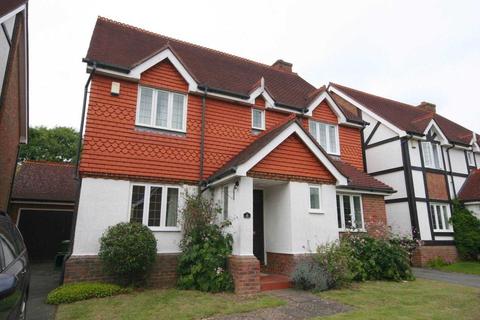 10 Greenfield Drive, Bromley, BR1 3BH