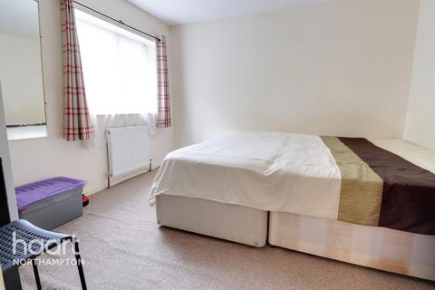 37 Donellan Green, Northampton, NN3 5DJ