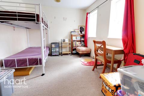 37 Donellan Green, Northampton, NN3 5DJ