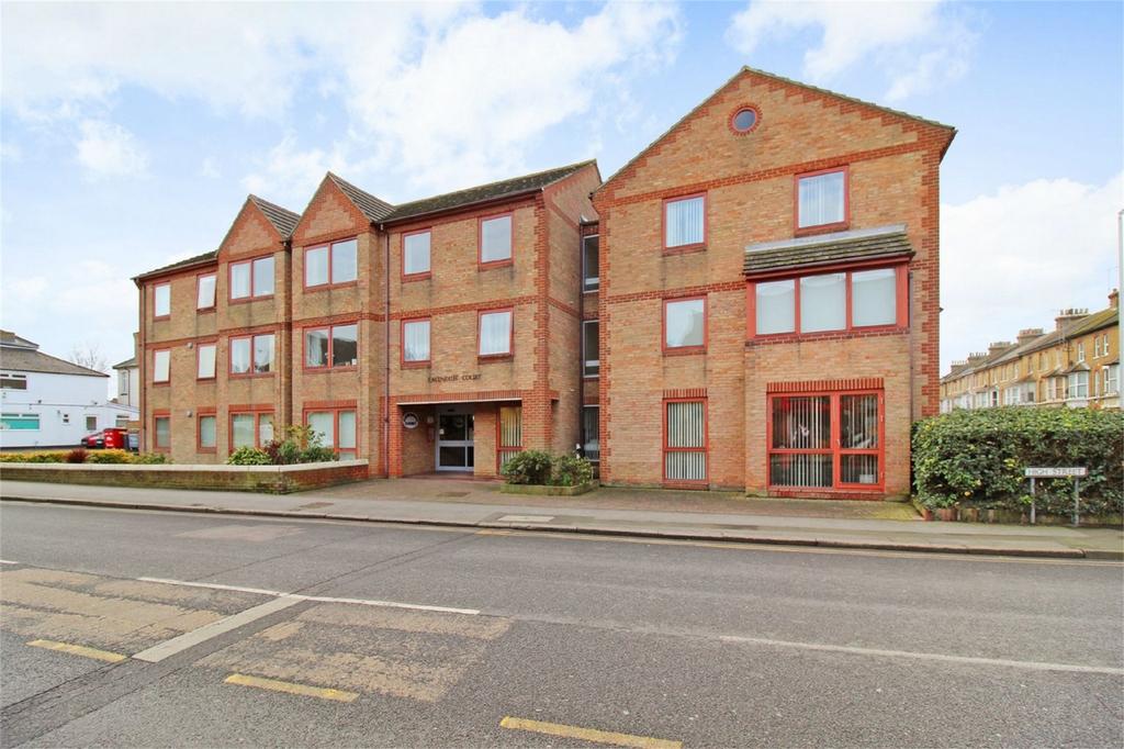 Cavendish Court, High Street, Herne Bay, Kent 1 bed flat for sale £89,995