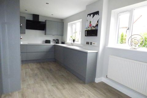 33 Blenheim Close, Bidford On Avon, Alcester, B50 4HW