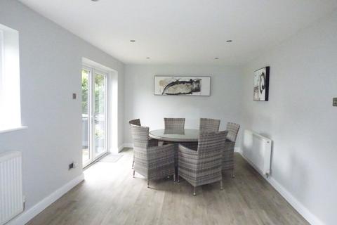 33 Blenheim Close, Bidford On Avon, Alcester, B50 4HW