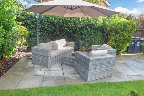 33 Blenheim Close, Bidford On Avon, Alcester, B50 4HW