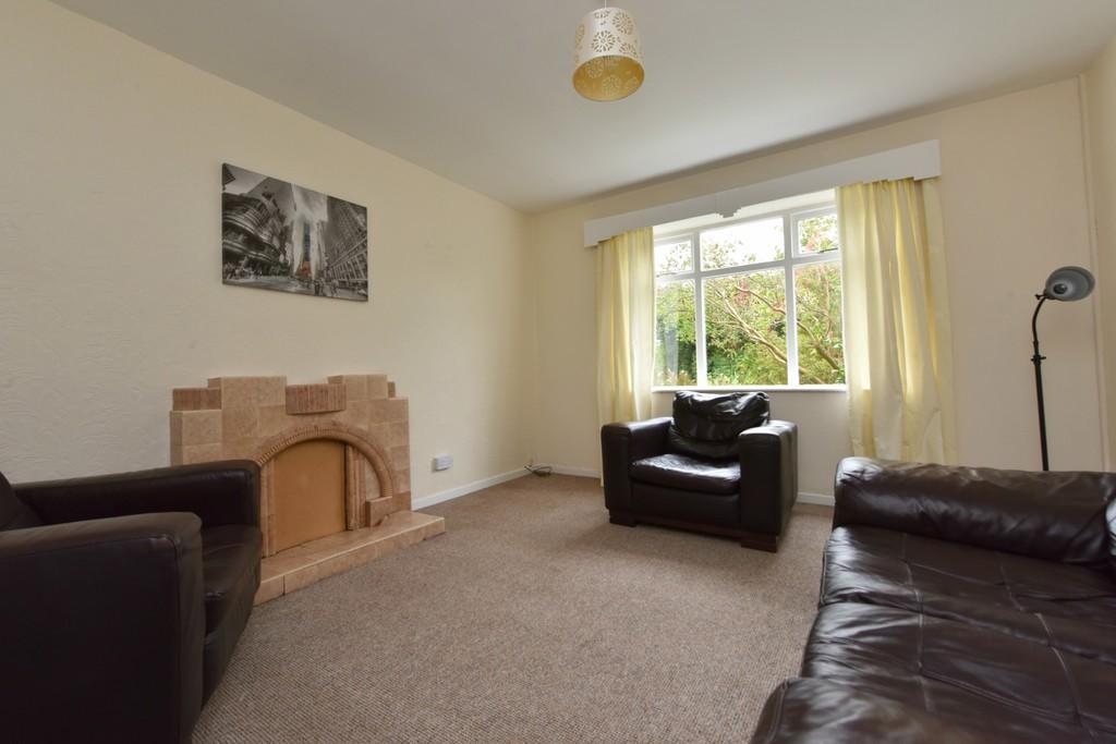 Lea Crescent, Ormskirk 3 bed semidetached house £167,500