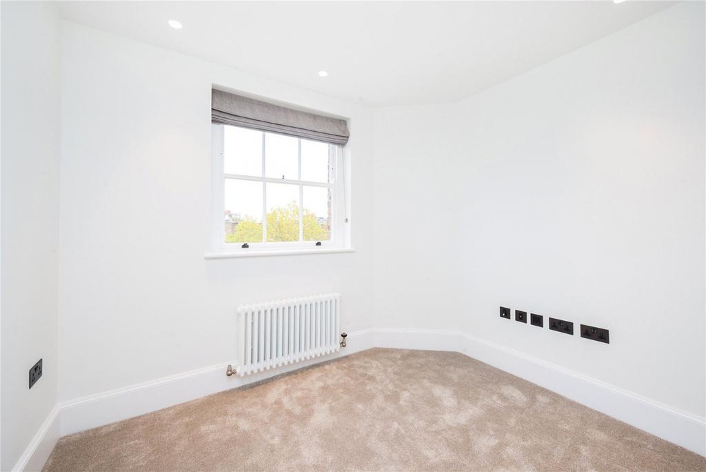 3rd Bedroom/ Study