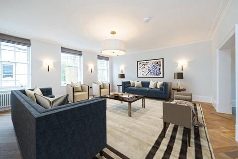 3 bedroom flat to rent, Montague Street, London