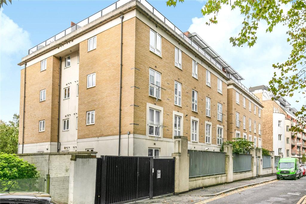 City Walk Apartments, 29 Seward Street, London, EC1V 1 bed flat £525,000