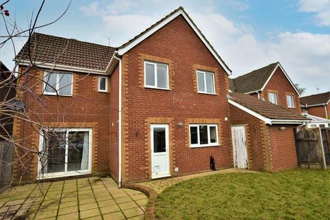 28 Oaktrees, Ash, Aldershot, GU12 6QS