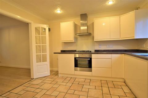 28 Oaktrees, Ash, Aldershot, GU12 6QS