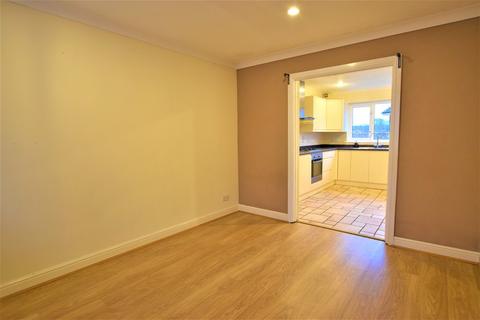 28 Oaktrees, Ash, Aldershot, GU12 6QS