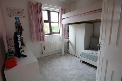 6 Devitts Close, Shirley, Solihull, B90 4SY