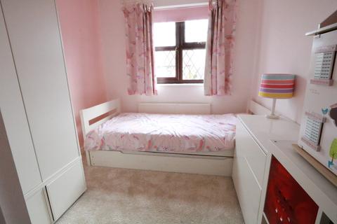 6 Devitts Close, Shirley, Solihull, B90 4SY
