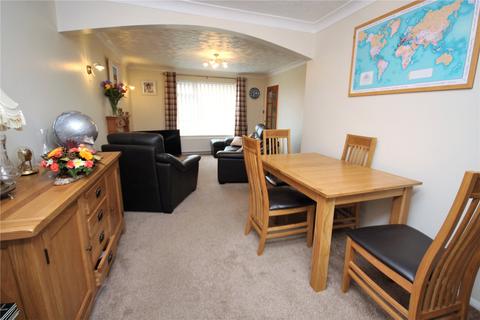 4 Dunmere Close, Monk Bretton, Barnsley, S71 1XR