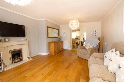 1 Schofield Avenue, Witney, OX28 1JP