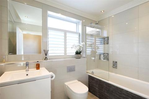 26 Lancaster Place, London, SW19 5DP