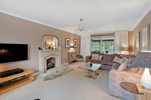 15 Chiltern Way, Tonbridge, TN9 1NQ