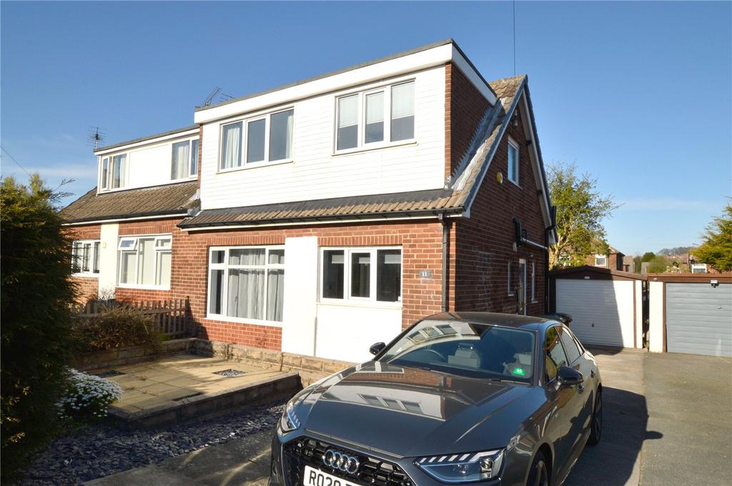 Daleside Grove, Pudsey 3 bed semidetached house £185,000