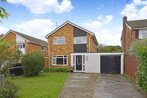 58 Avenue Road, Cranleigh, GU6 7LJ