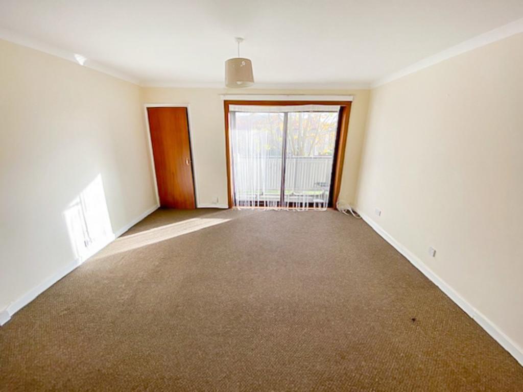 Bowhouse Road, Grangemouth 2 bed flat £47,000