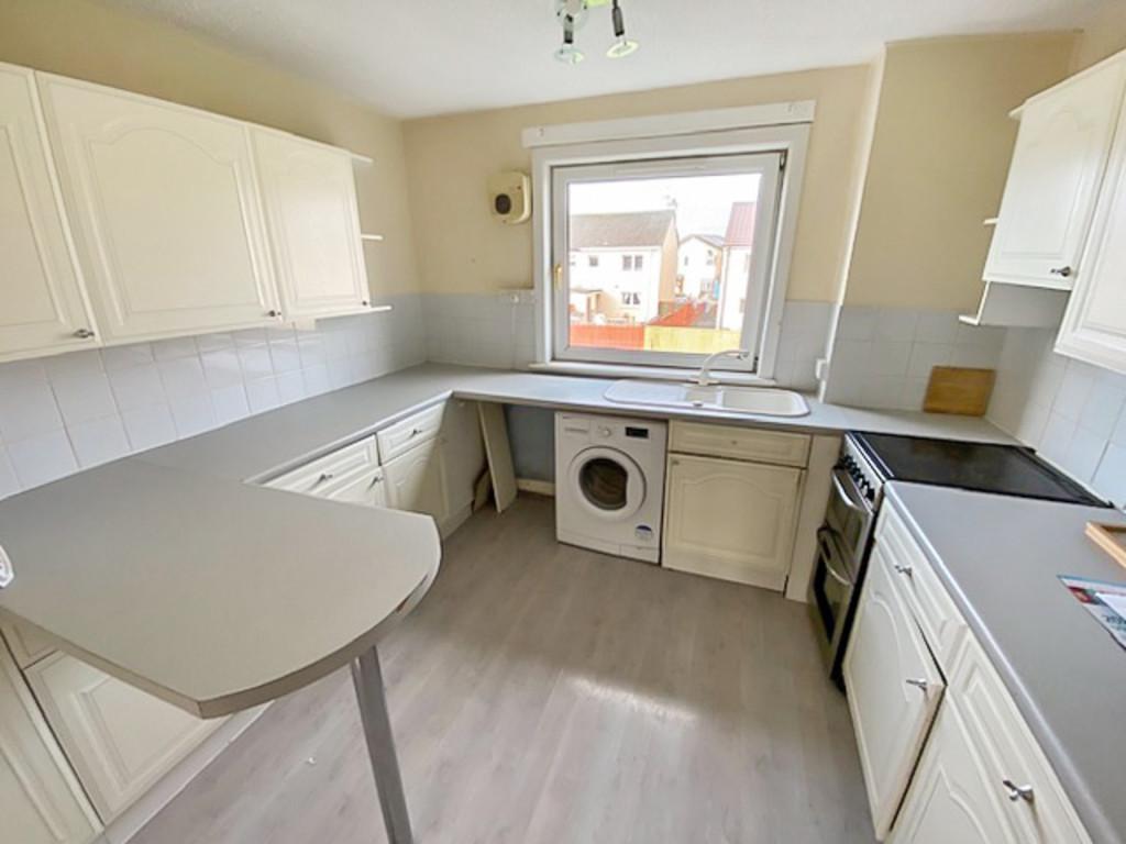 Bowhouse Road, Grangemouth 2 bed flat £47,000