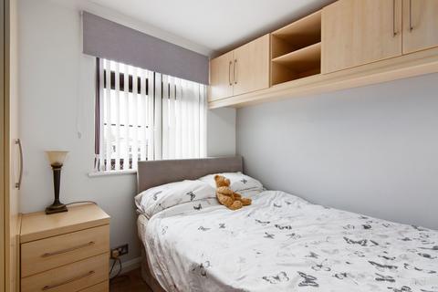 31 Caldbeck, Waltham Abbey, EN9 1UR