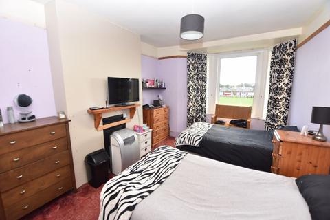 74 Callington Road, Saltash, PL12 6DY