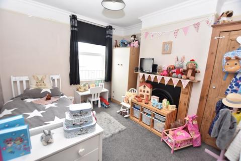 74 Callington Road, Saltash, PL12 6DY