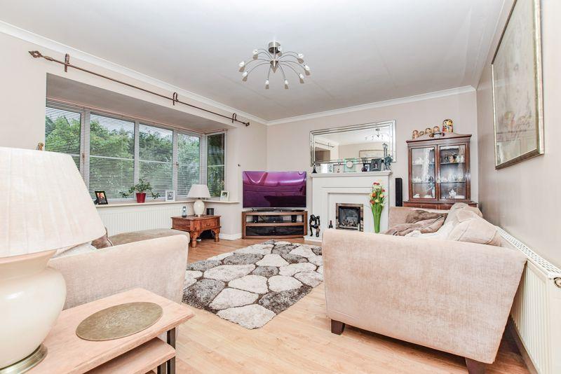 Walsingham Drive, Runcorn 5 bed detached house £375,000