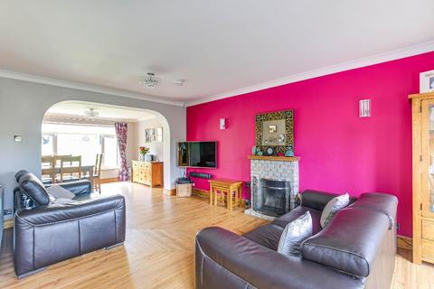 38 Ellenbridge Way, South Croydon, CR2 0EU