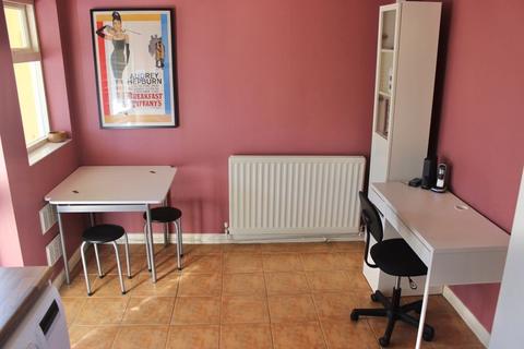 121 Ashbrook Road, Birmingham, B30 2XA
