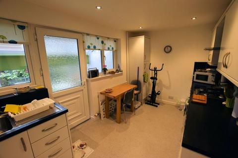 19 Holthouse Road, Tottington, Bury, BL8 3JP