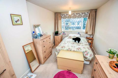 19 Holthouse Road, Tottington, Bury, BL8 3JP