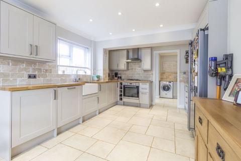 5 Crossway, Rogiet, Caldicot, NP26 3SH