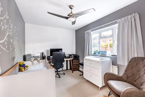 164 Windsor Drive, Orpington, BR6 6HQ