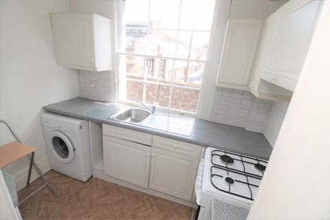 Ground Floor Flat, 7 Westbourne Place, Bristol, BS8 1RZ