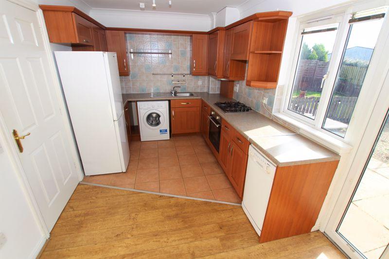 Rose Gardens, Coatbridge 2 bed terraced house £99,995