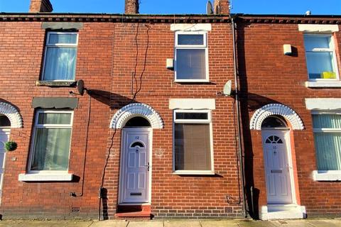 2 bedroom terraced house to rent, Garden Street, Manchester