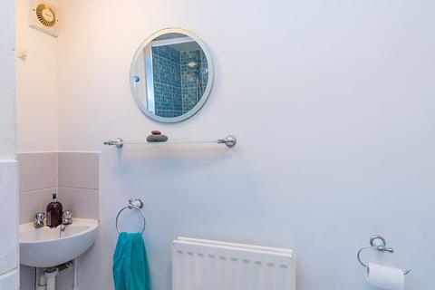 70 Angel Road, Thames Ditton, KT7 0AZ