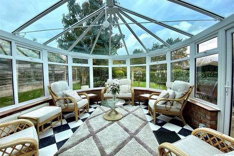 35 Aldersgate, New Mills, High Peak, SK22 3BT