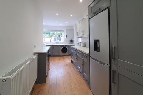 67 Avondale Road, Ipswich, IP3 9JZ