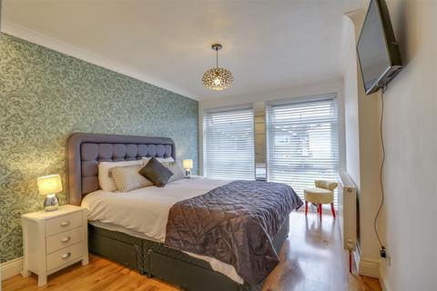 11 Bartley Close, Benfleet, SS7 4DD